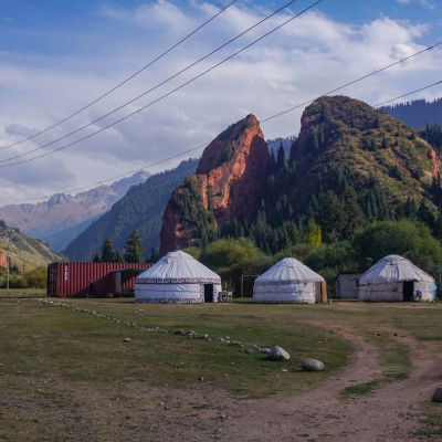 Пограничники в горах Киргизии Алатау