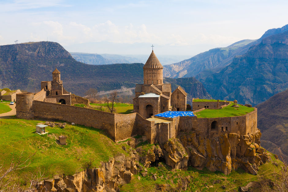 Вид на монастырь Татев (Армения)