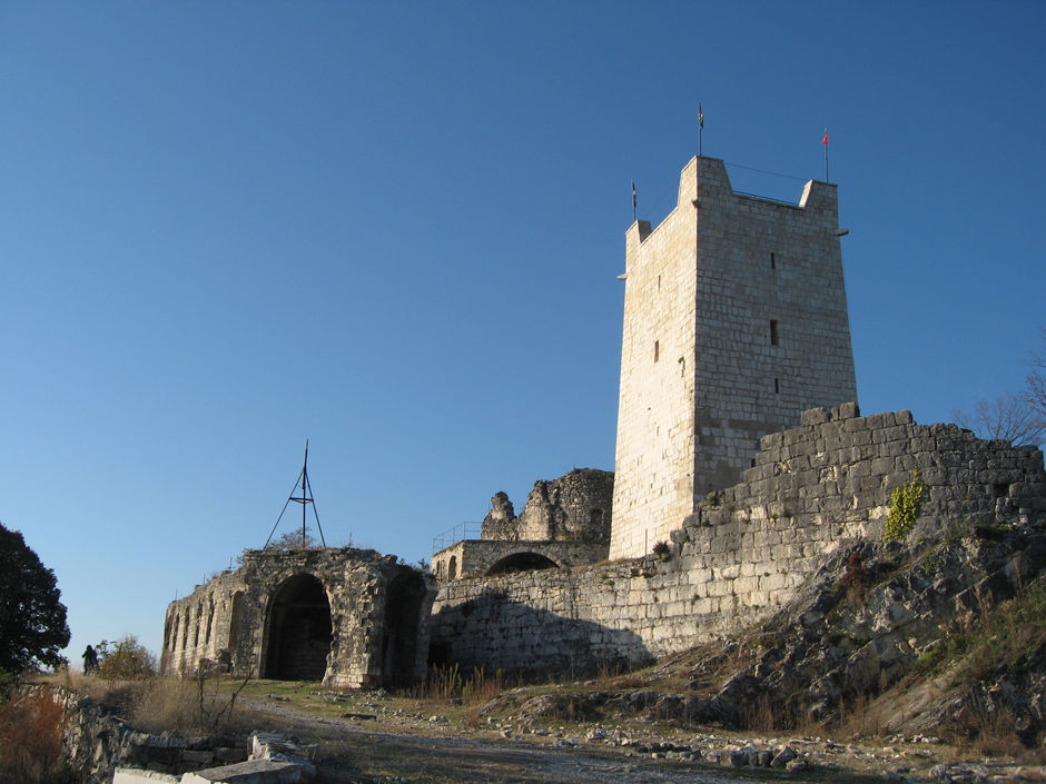 Руины крепости Новый Афон