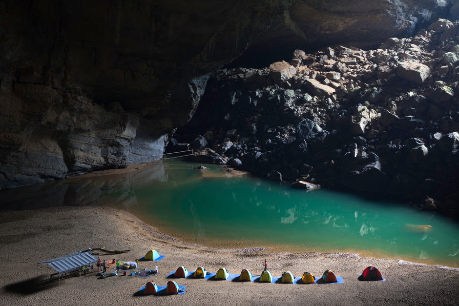 Самая большая пещера в мире – Шондонг